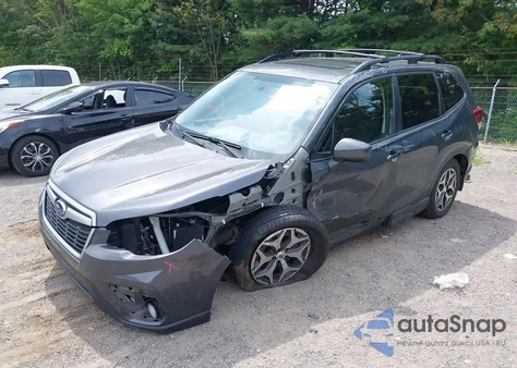 2021 Subaru Forester Premium z USA, uszkodzony, nr VIN JF2SKAFC5MH546473